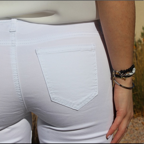 Classic White Skinny Jeans - Picture 4 of 8